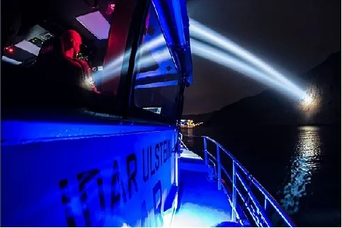 Luce di ricerca a LED 200W 300W IP66 Acciaio impermeabile Anticorrosione 1000m 3000m Nave di mare Nave di mare Nave di ricerca a distanza Luce di salvataggio 11